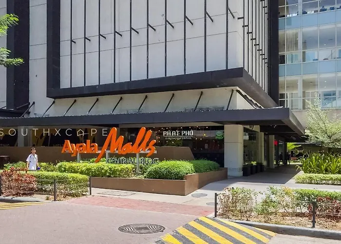 Furnished 1-bedroom In Avida Towers Riala, It Park With Fast Wifi, Netflix, Pool And