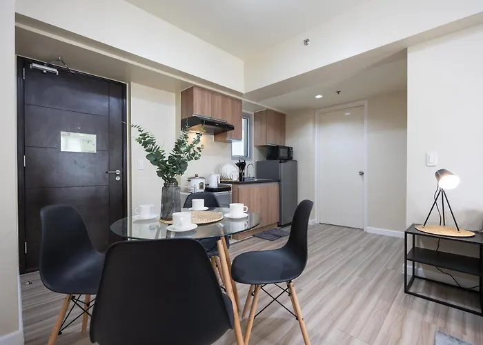 Furnished 1-bedroom In Avida Towers Riala, It Park With Fast Wifi, Netflix, Pool And *