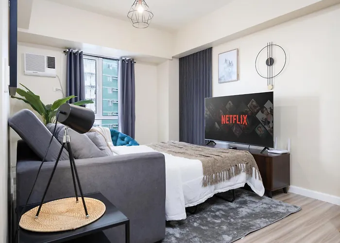 Furnished 1-bedroom In Avida Towers Riala, It Park With Fast Wifi, Netflix, Pool And *